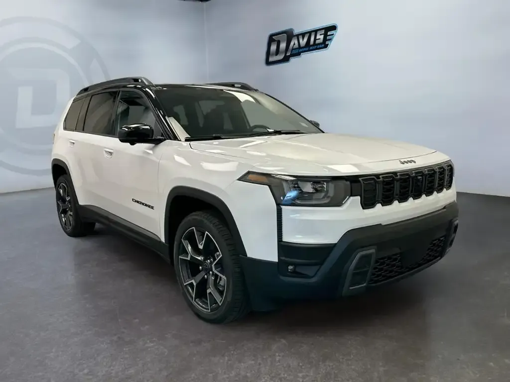Jeep Cherokee 2026 photo 3