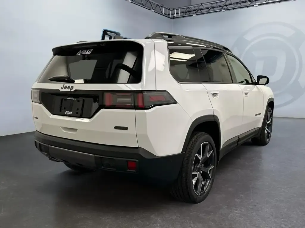 Jeep Cherokee 2026 photo 5