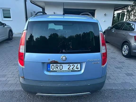 Skoda Roomster 2008 photo 4
