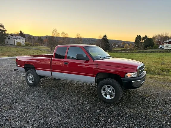 Dodge Ram 2500 1997 photo 3