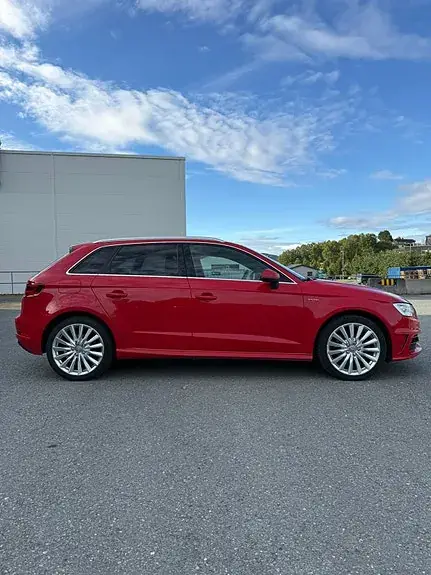 Audi A3 2015 photo 3