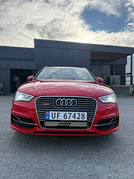Audi A3 2015 photo 2