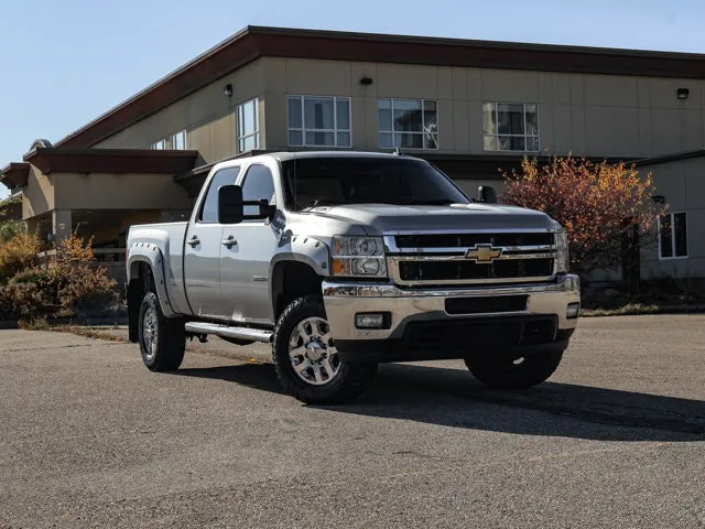 Chevrolet Silverado 3500Hd 2011 photo 2