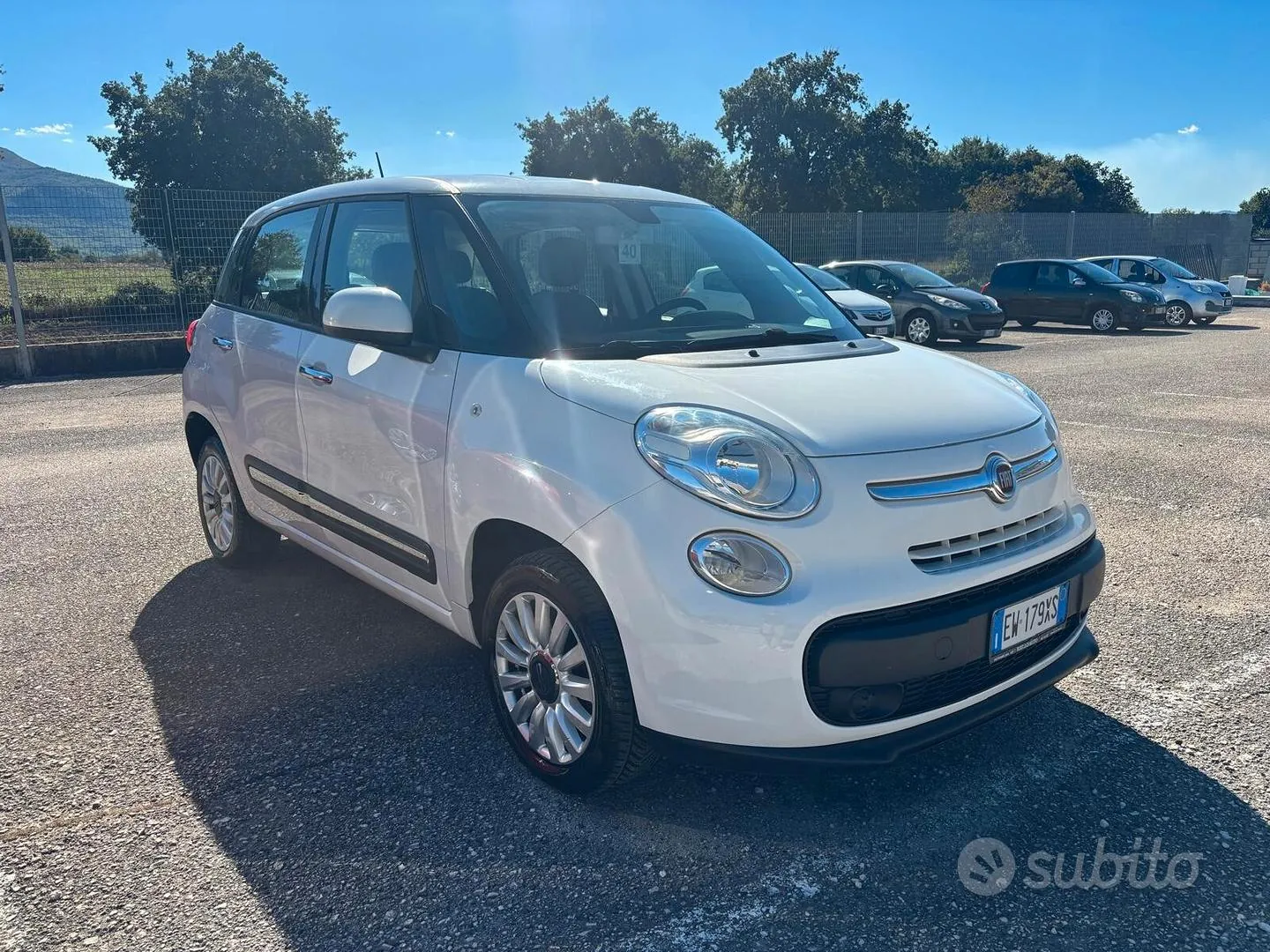 Fiat 500L 2014 photo 2