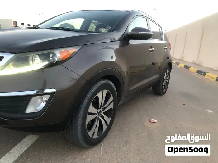 Kia Sportage 2012 photo 2