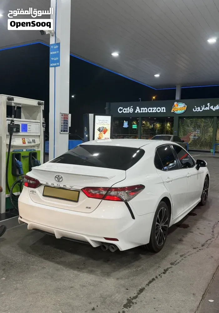 Toyota Camry 2018 photo 2