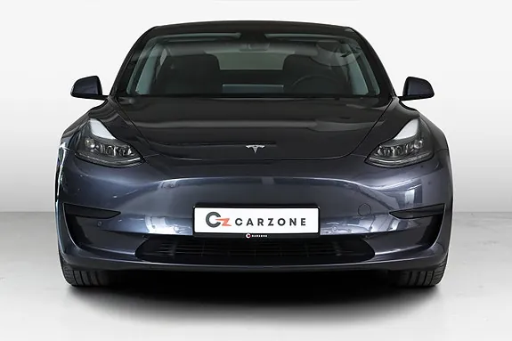 Tesla Model 3 2022 photo 2