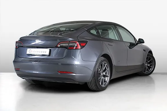 Tesla Model 3 2022 photo 4