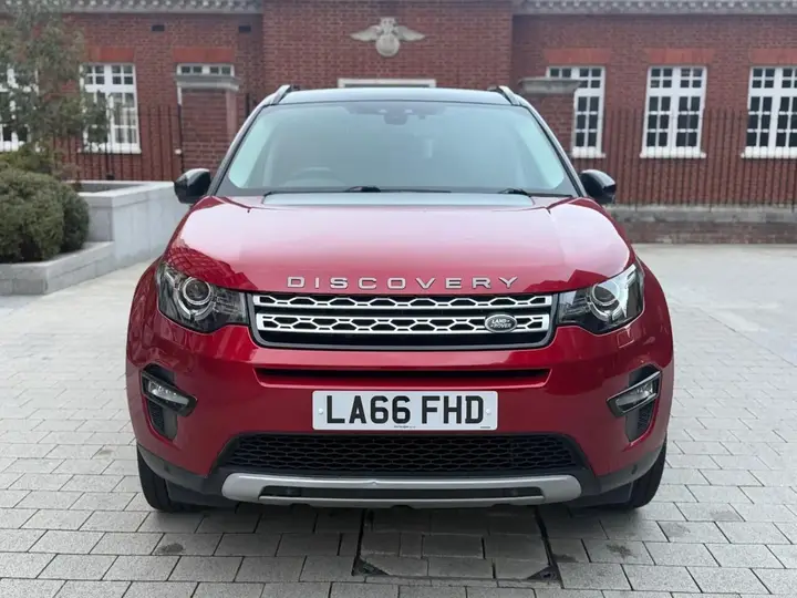 Land Rover Discovery Sport 2017 photo 4