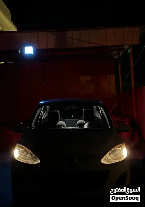 Mazda 2 2014 photo 3
