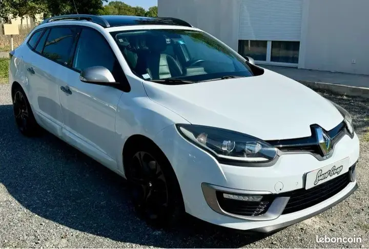 Renault Megane 2015 photo 3