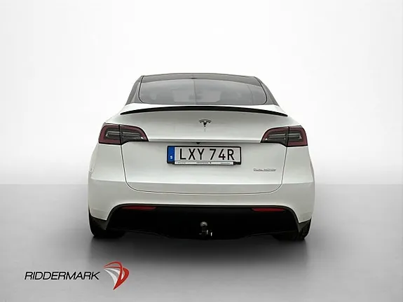 Tesla Model Y 2023 photo 4