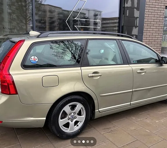 Volvo V50 2009 photo 2