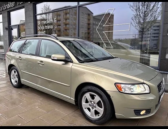 Volvo V50