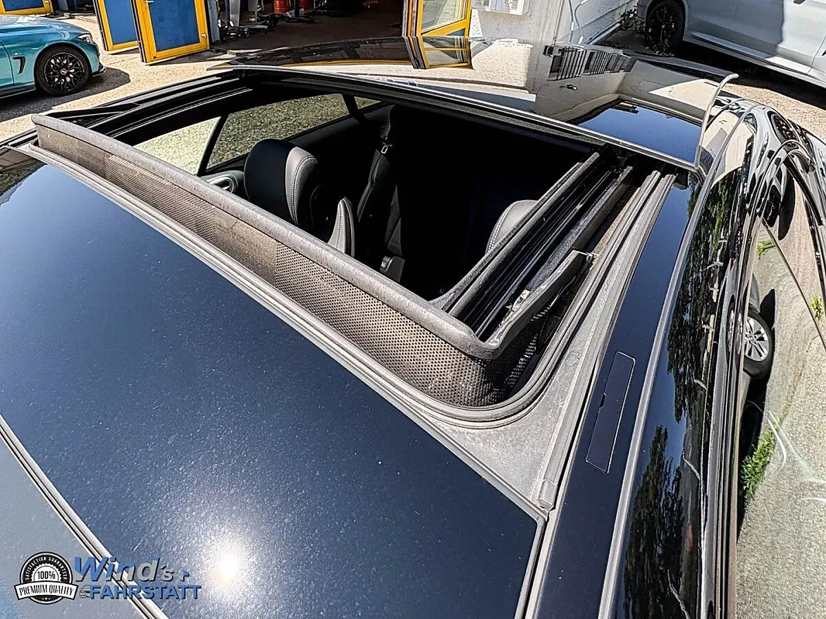 Mercedes-Benz E-Class 2022 photo 3