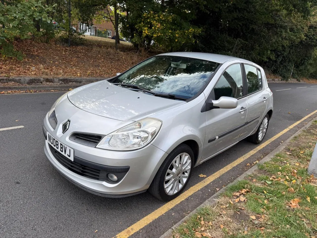 Renault Clio 2008 photo 2