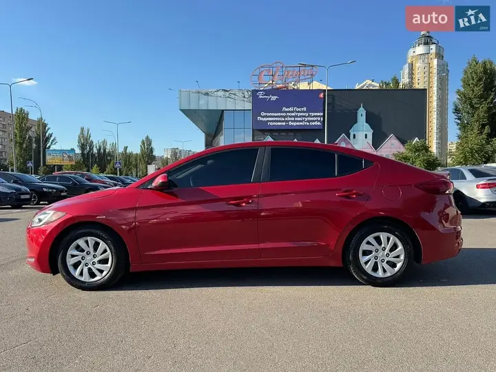 Hyundai Elantra 2017 photo 3