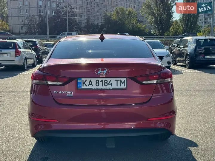 Hyundai Elantra 2017 photo 5