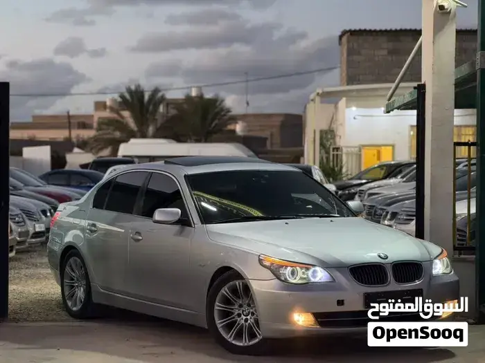 BMW 5 Series 2009 photo 4