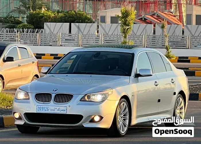 BMW 5 Series 2009 photo 5