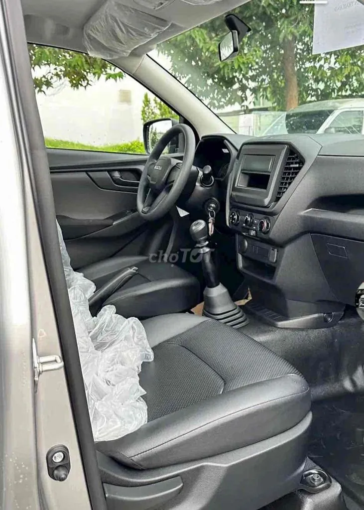 Isuzu D-Max 2026 photo 2