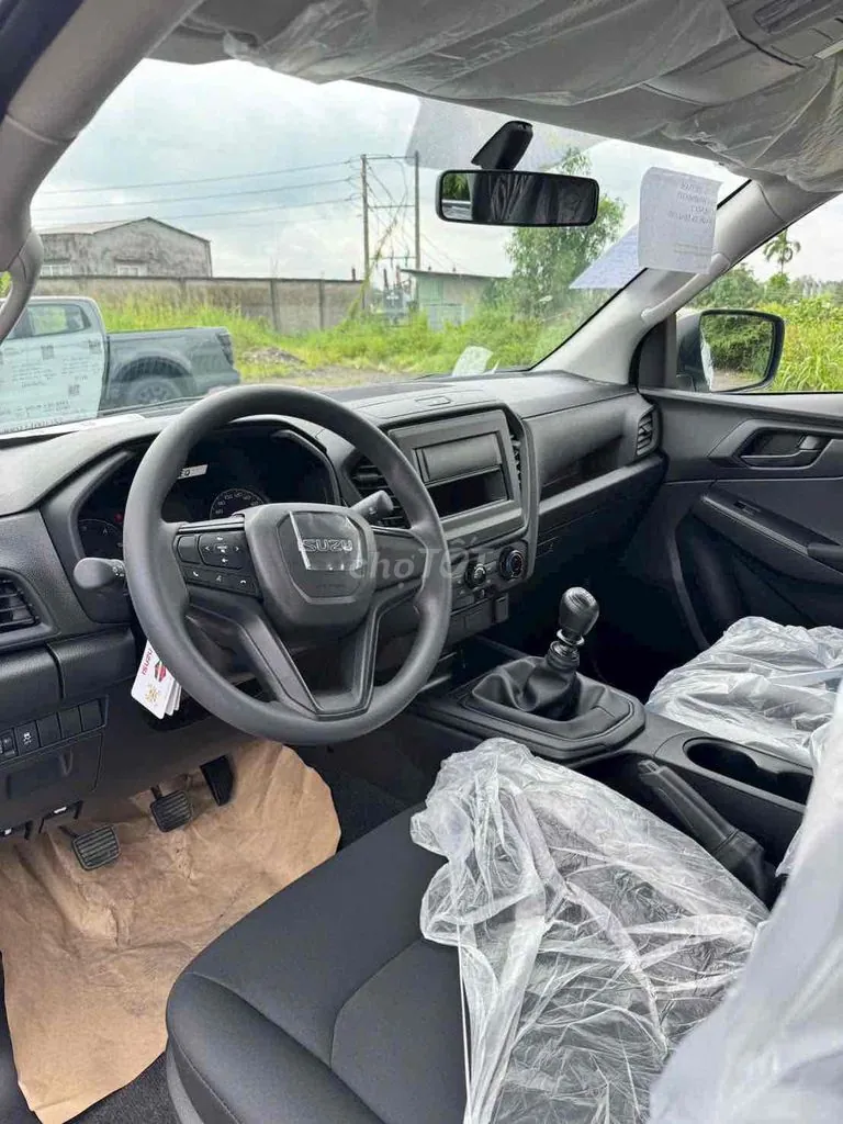 Isuzu D-Max 2026 photo 5