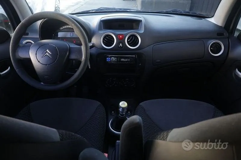 Citroen C3 2010 photo 2