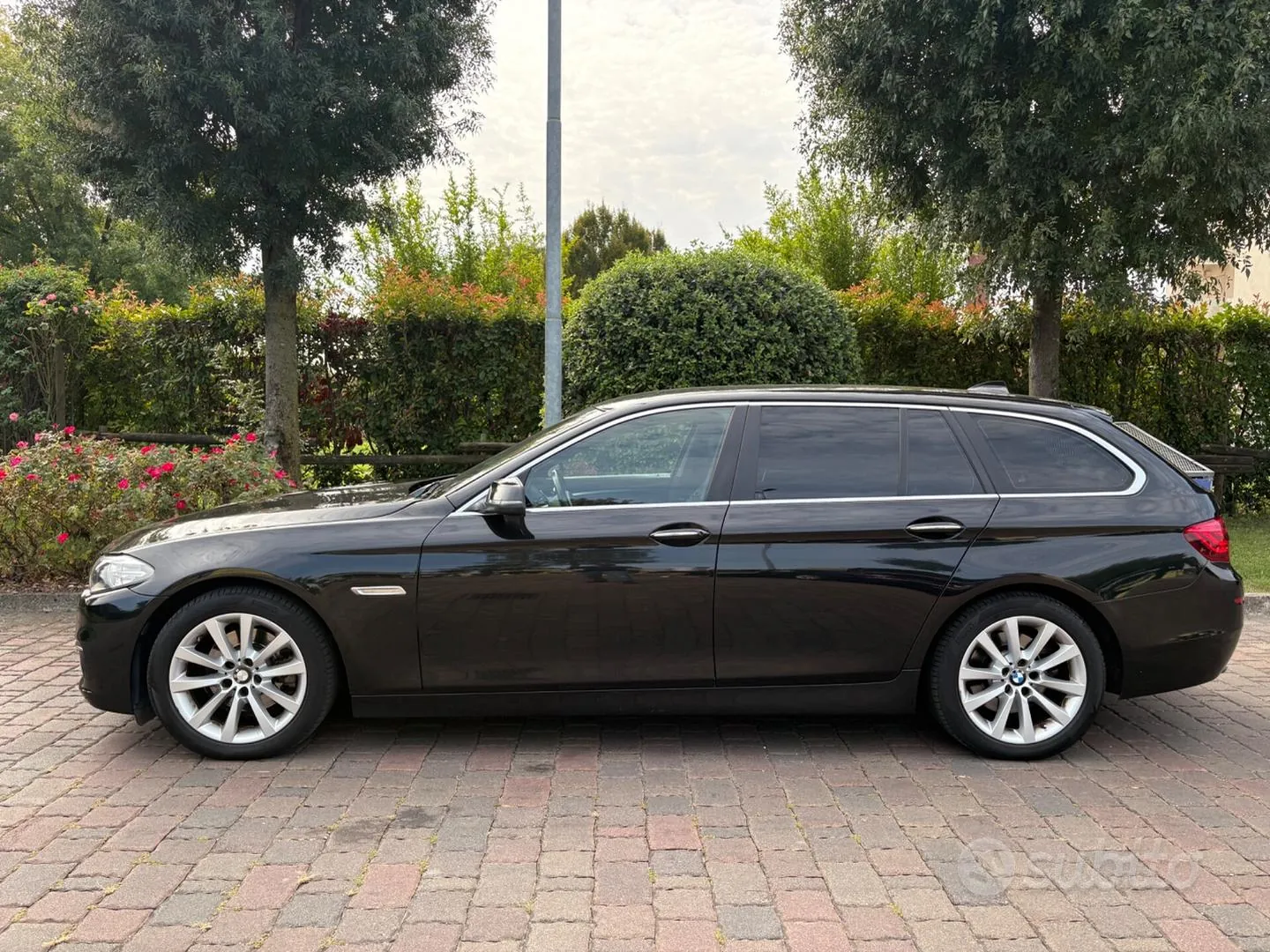 BMW 5 Series 2014 photo 2