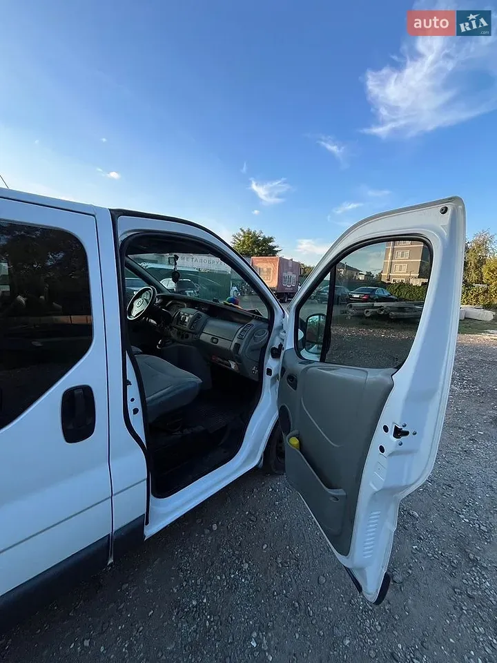 Opel Vivaro 2007 photo 5