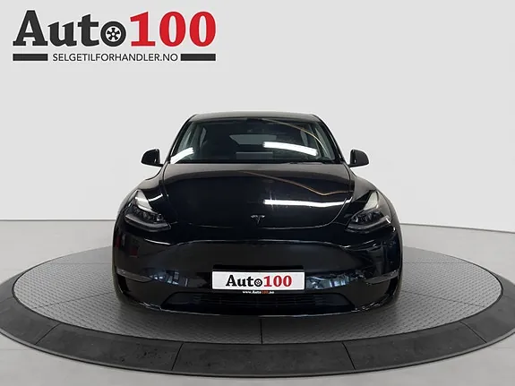 Tesla Model Y 2021 photo 2