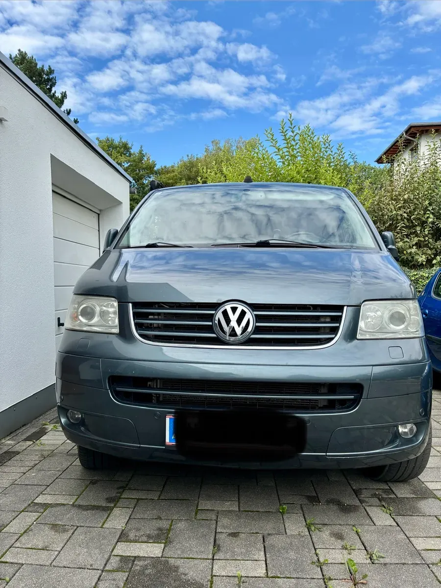 Volkswagen Multivan 2008 photo 3