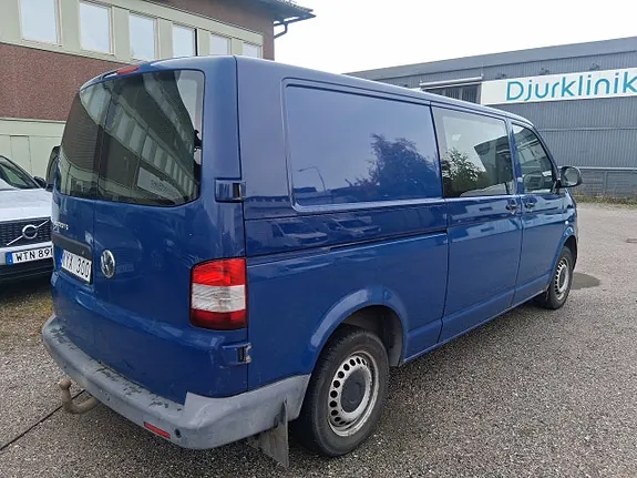 Volkswagen Transporter 2011 photo 2