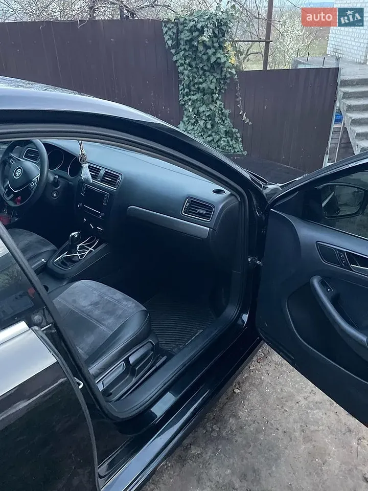 Volkswagen Jetta 2017 photo 5