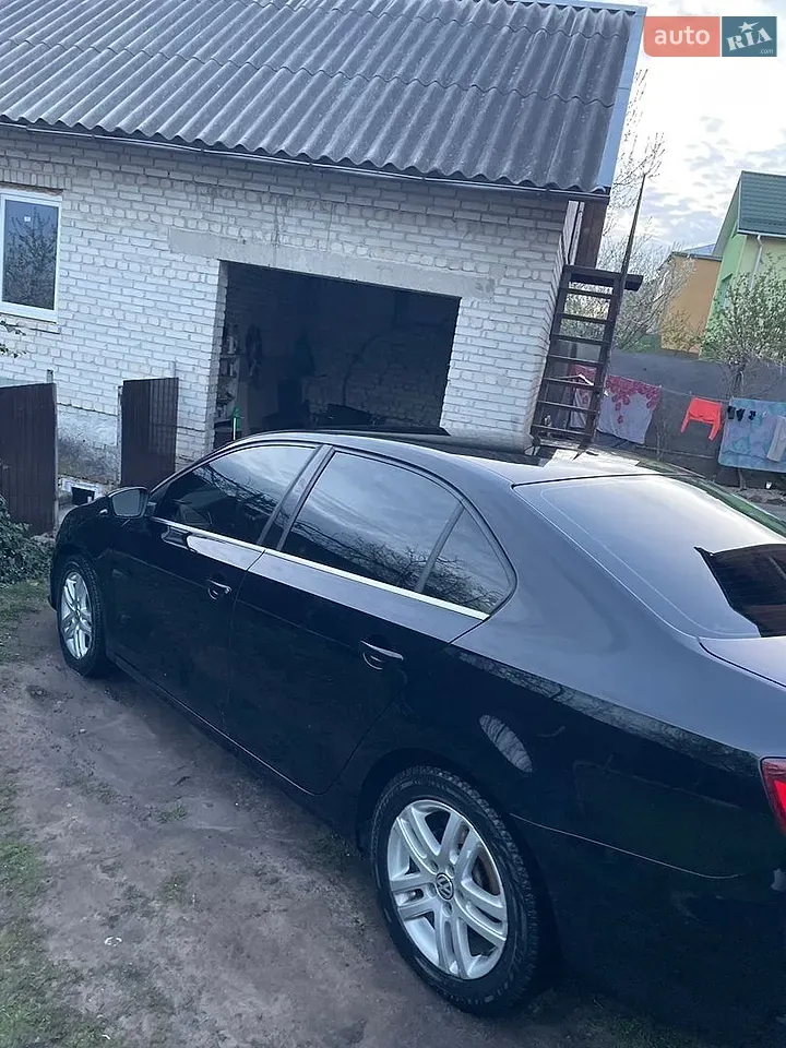 Volkswagen Jetta 2017 photo 2