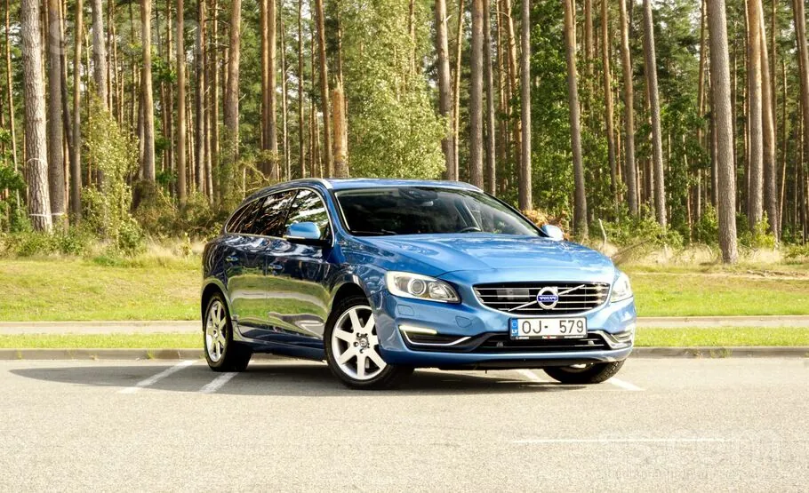 Volvo V60 2013 photo 2