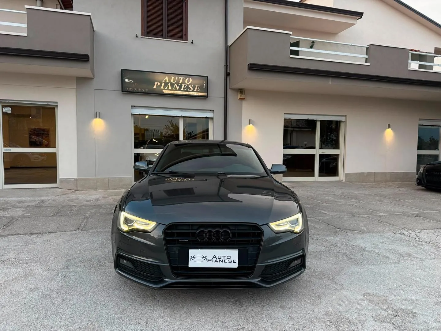 Audi A5 2013 photo 2