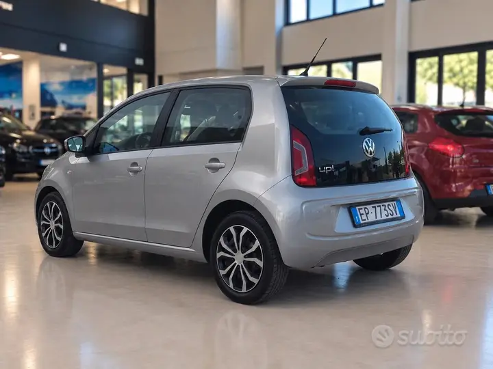 Volkswagen Up 2013 photo 3