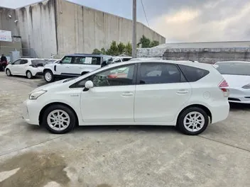 Toyota Prius 2015 photo 3