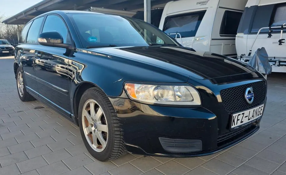 Volvo V50