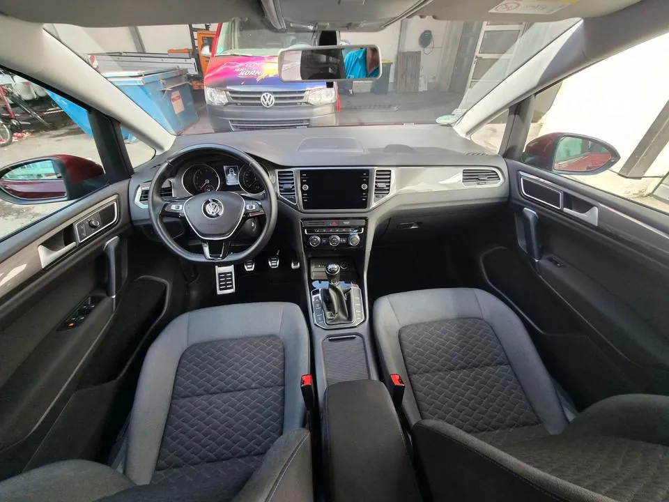 Volkswagen Golf Sportsvan