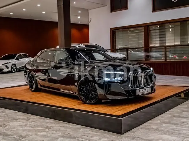 BMW 740I
