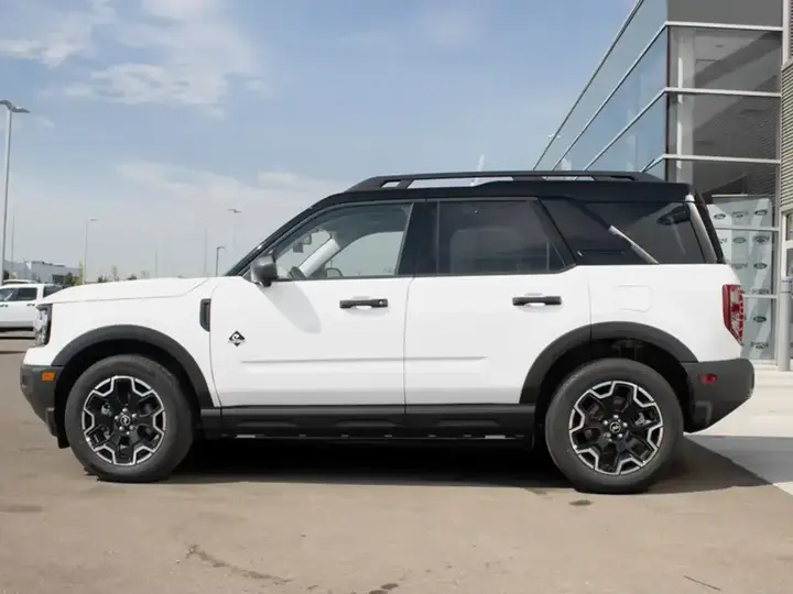 Ford Bronco Sport 2026 photo 3