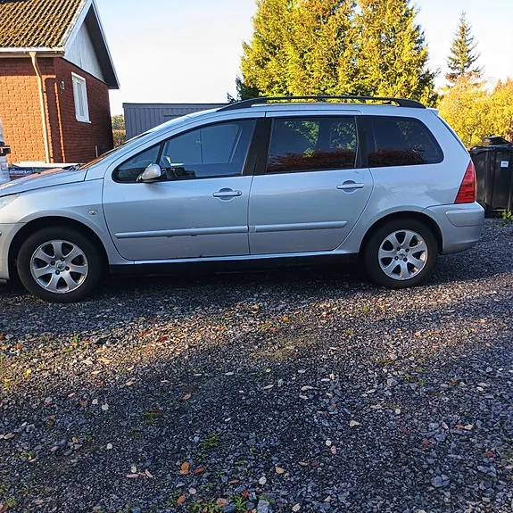 Peugeot 307 2008 photo 3