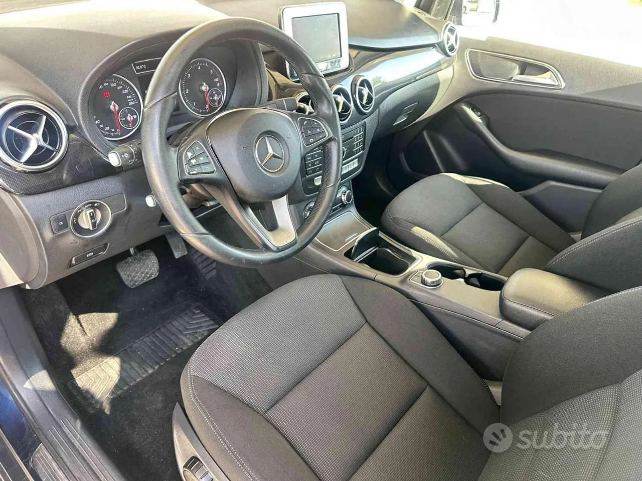 Mercedes-Benz B-Class 2018 photo 4
