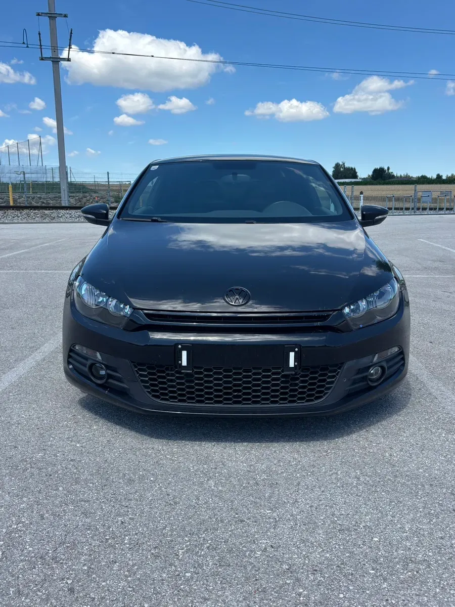 Volkswagen Scirocco 2009 photo 2