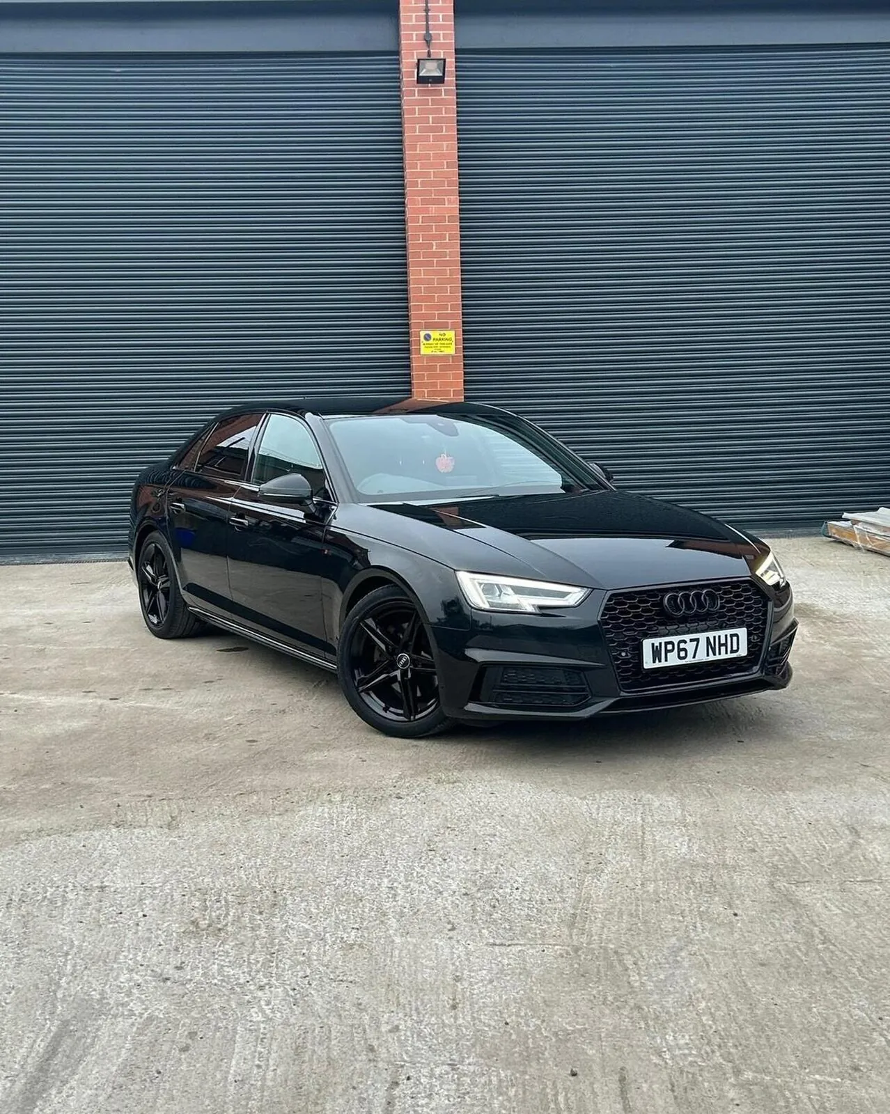 Audi A4 2017 photo 3