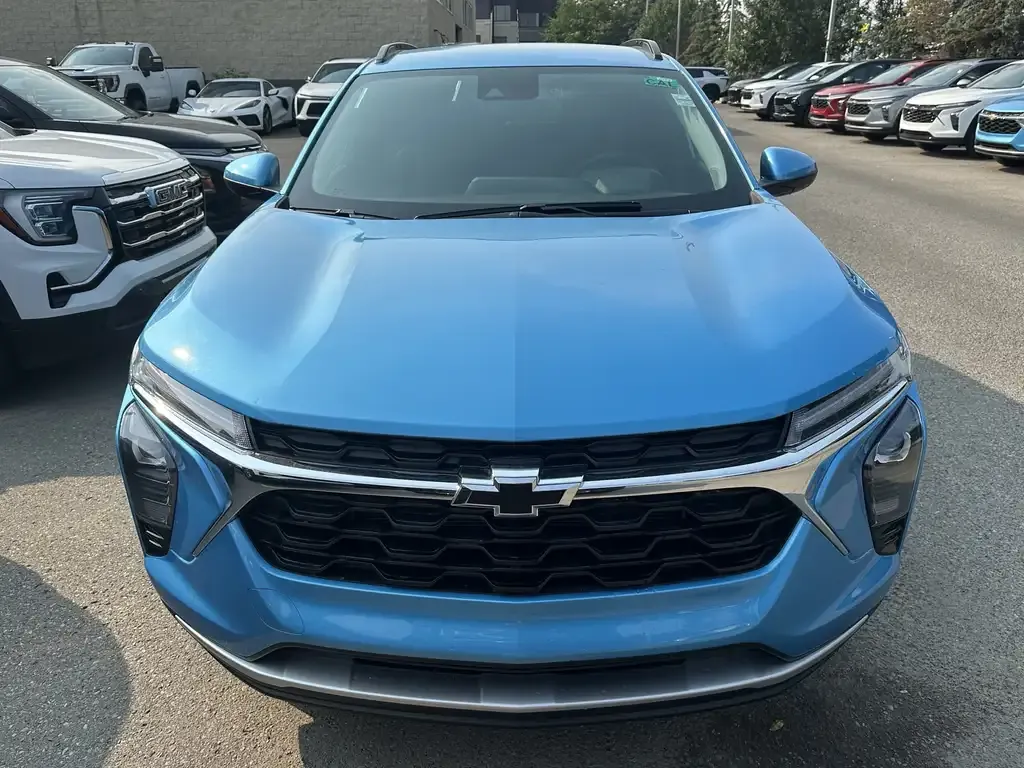 Chevrolet Trax 2026 photo 2