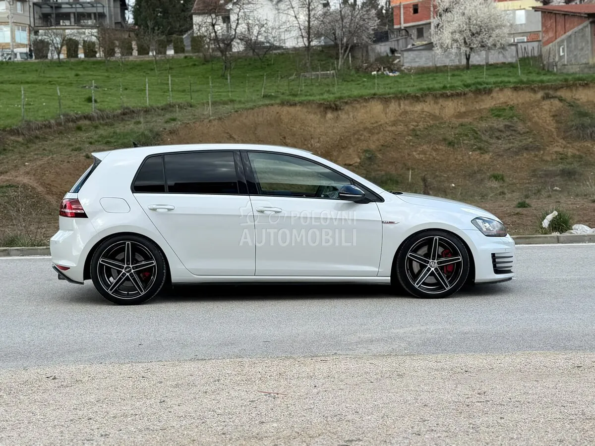 Volkswagen Golf 7 2013 photo 5