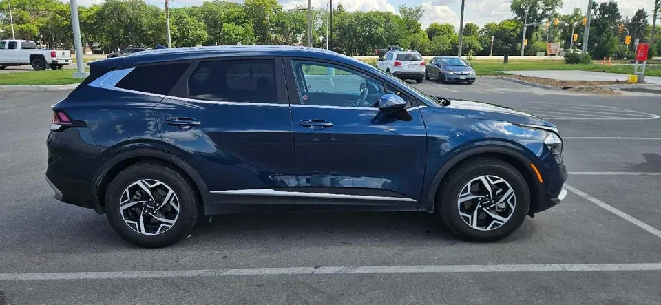 Kia Sportage 2023 photo 3