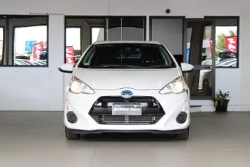 Toyota Aqua 2016 photo 3